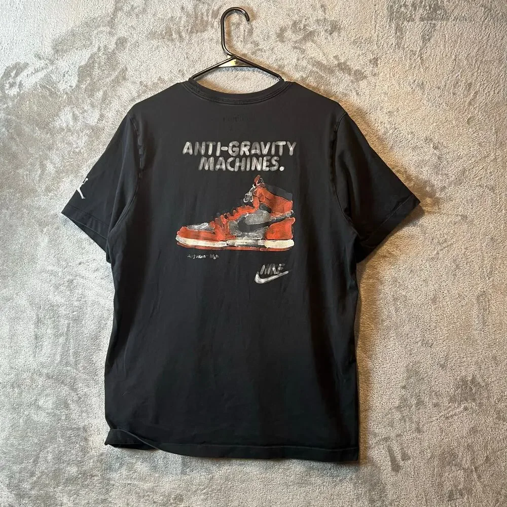 Air Jordan T-shirt XL Fd7029-010 Size Large Black‎ Red